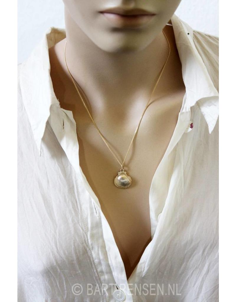 St. Jacobs shell pendant - 14 carat gold