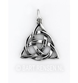 Triquetra pendant - silver