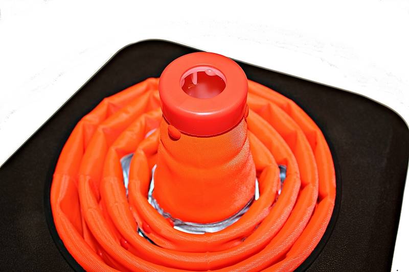 Heavy duty collapsible traffic  cone with integrated LED