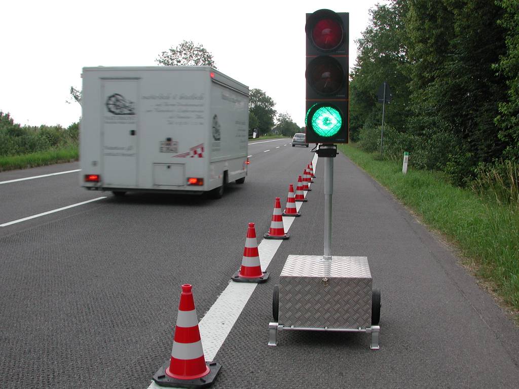 Tijdelijk verkeerslicht voor werven Berghaus type MPB 1400 LED