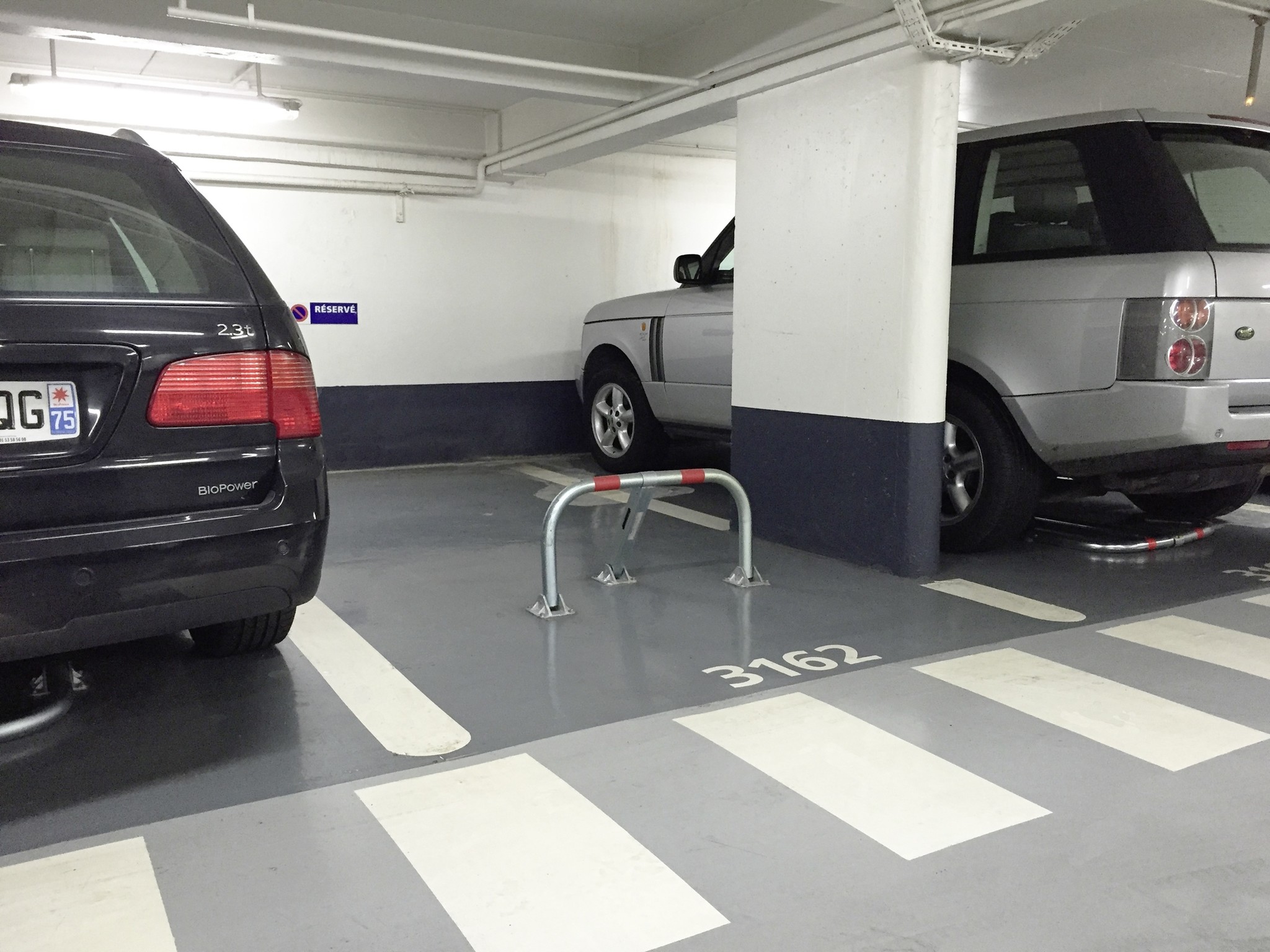 Arceau de parking 'Stopblock' avec serrure cylindrique + clés triangulaires