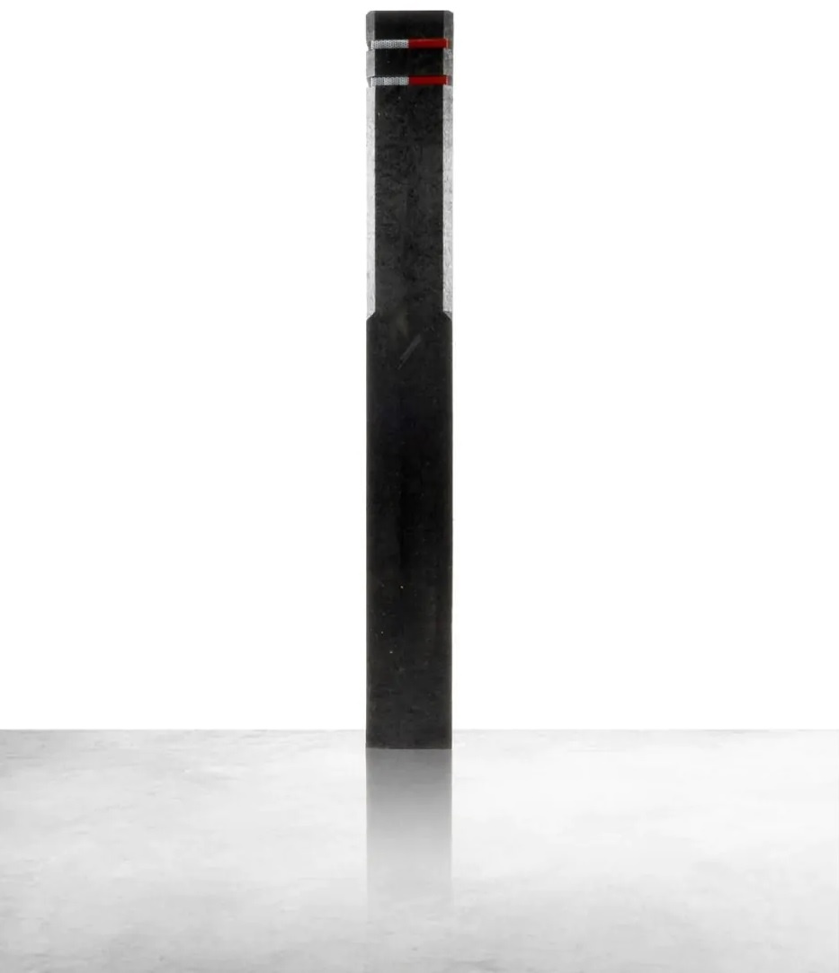 Bollard recycled PVC - black + 2 reflective strips