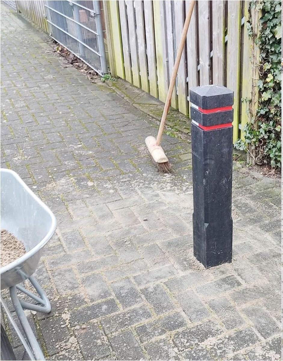 Potelet tête diamant PVC recyclé - noir + 2 bandes réfléchissantes - amovible