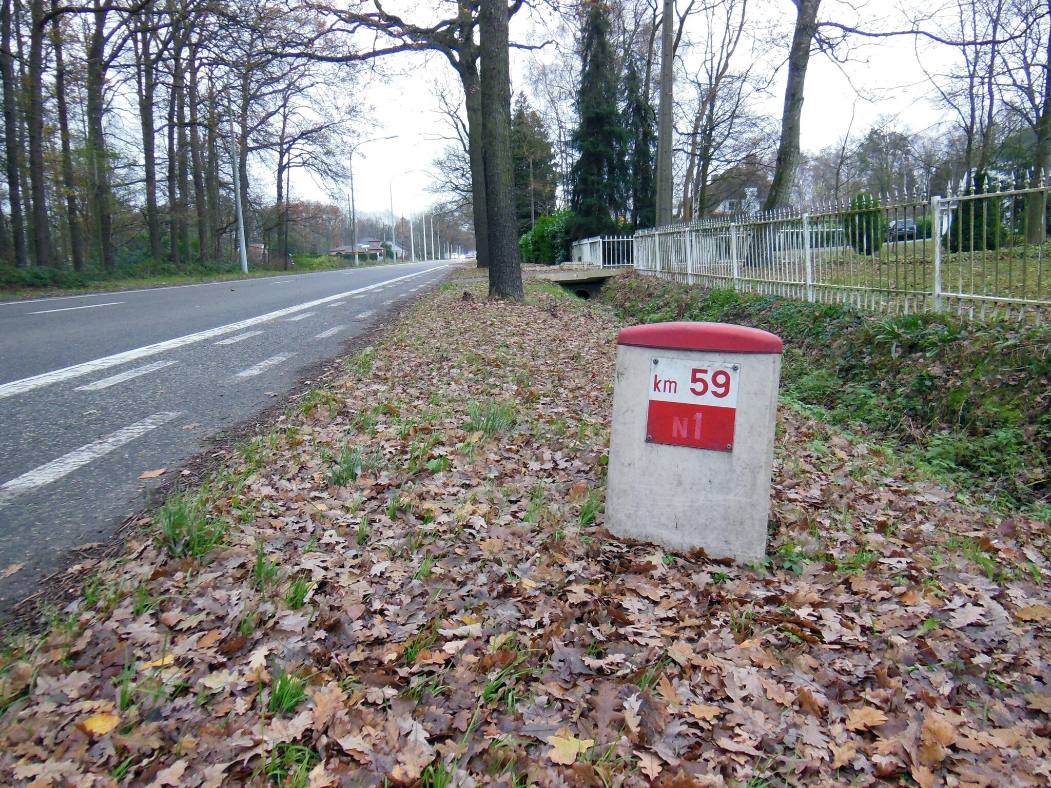 Plastic PEHD kilometer marker