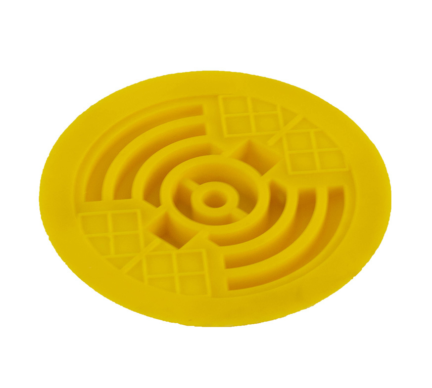 Round ground reflector yellow with 4 reflectors