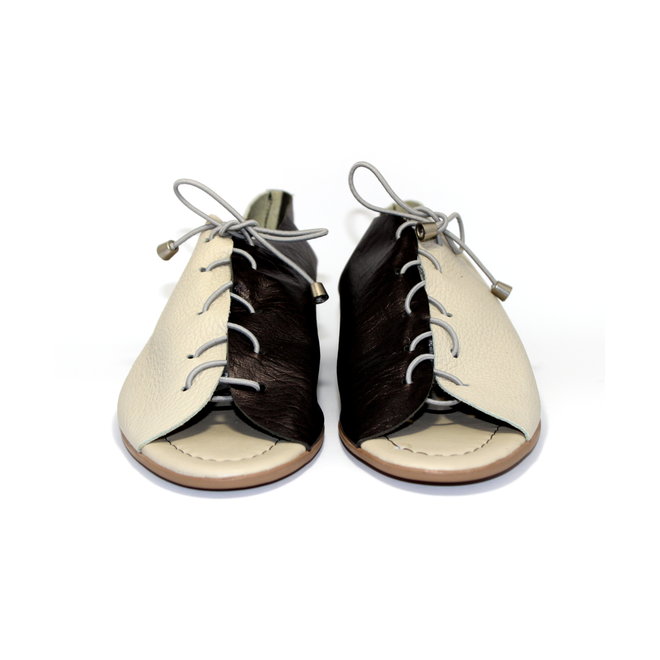 SANDALIAS "SEA" CUERO SUAVE - SAND/BLACK- BRAZIL - VOLARE NEW COLLECTION