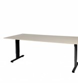 Schaffenburg T-lines bureau, hoogte instelbaar (61-90cm) met 200x100cm 20mm blad en t-poot frame met rechte tenen