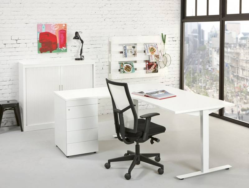 Hoekbureau T-poot Design Links