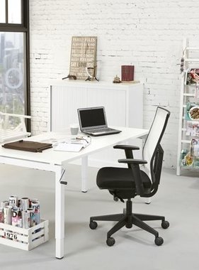 Slingerbureau in hoogte verstelbaar bureau