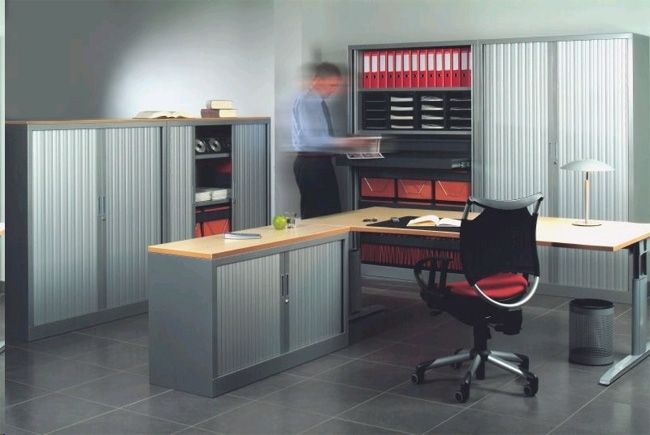 Roldeurkast 72,5x120x43cm staal met slot. Kleuren: wit, zwart aluminium, antraciet en grijs.