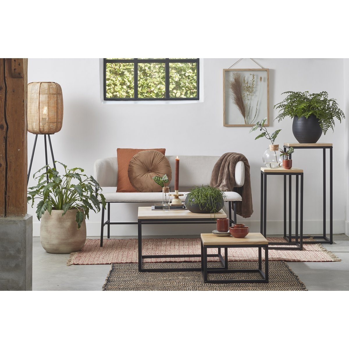 KantoormeubelenPlus Oskar Plantentafel - L35 x B35 x H81 cm - Hout, Metaal - Zwart