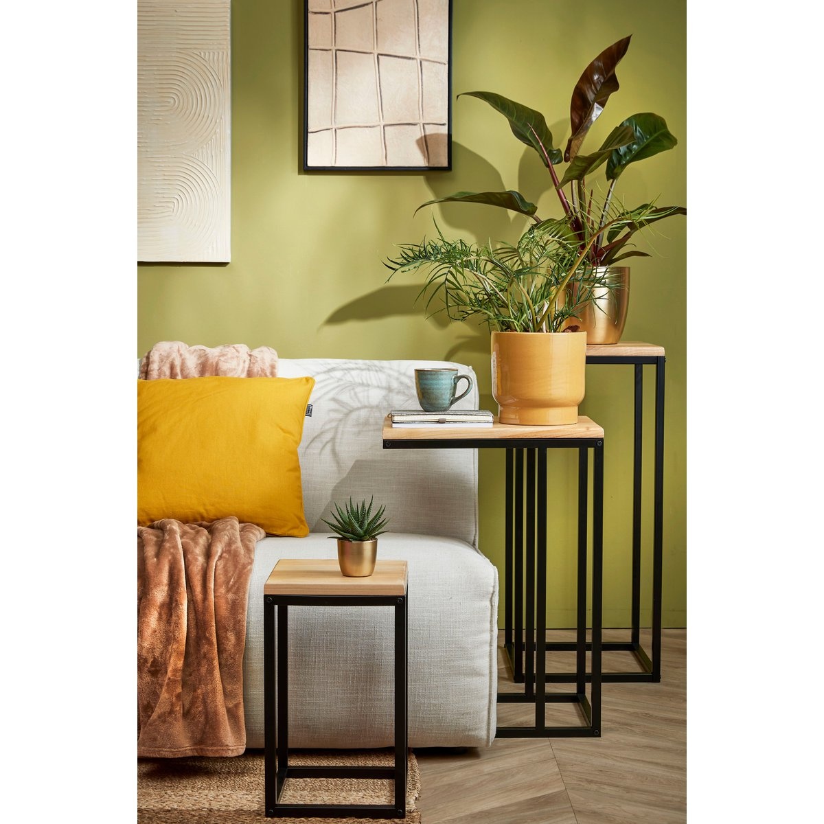 KantoormeubelenPlus Oskar Plantentafel - L35 x B35 x H81 cm - Hout, Metaal - Zwart