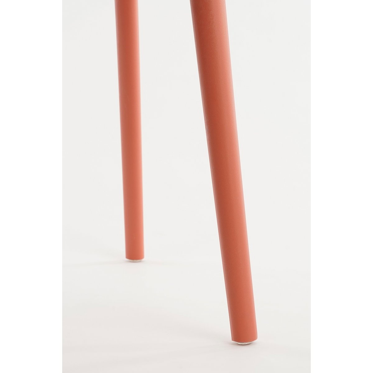 KantoormeubelenPlus Nebraska Tuinstoel - L56 x B56,5 x H80 cm - Polypropyleen - Zalm