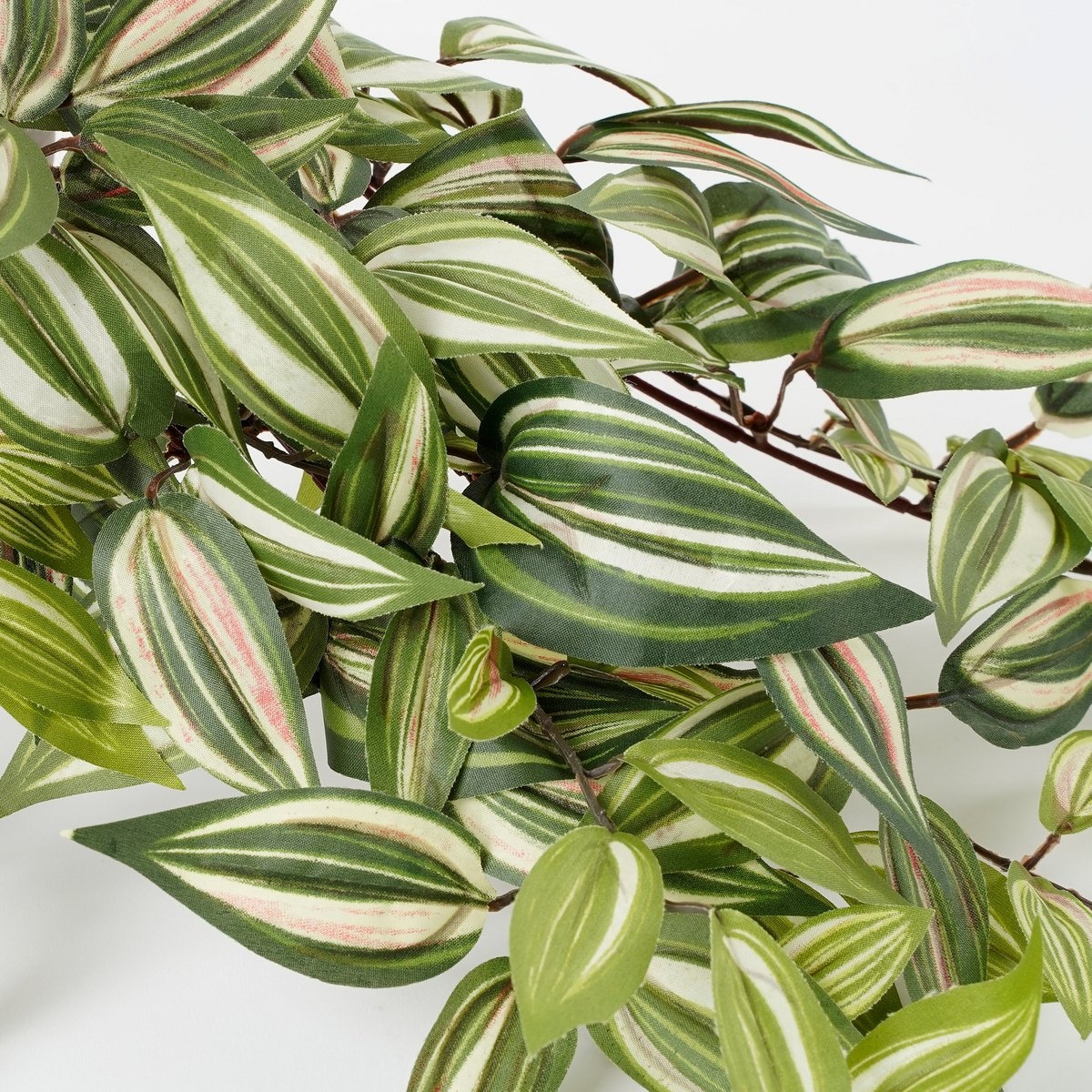 KantoormeubelenPlus Tradescantia Kunst Hangplant in Bloempot Stan - H45 x Ø25 cm - Groen