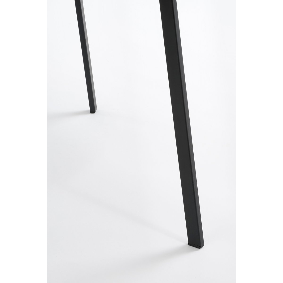 KantoormeubelenPlus Seatle Bijzettafel voor Buiten - H58 x Ø38 cm - Metaal - Zwart