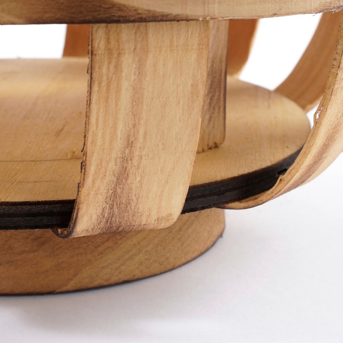 KantoormeubelenPlus Iwan Windlicht - H32 x Ø24 cm - Dennenhout - Bruin