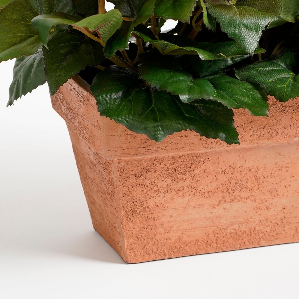 KantoormeubelenPlus Begonia Kunstplant in Balkonbak Slate - L29 x B13 x H25 cm - Zalmroze