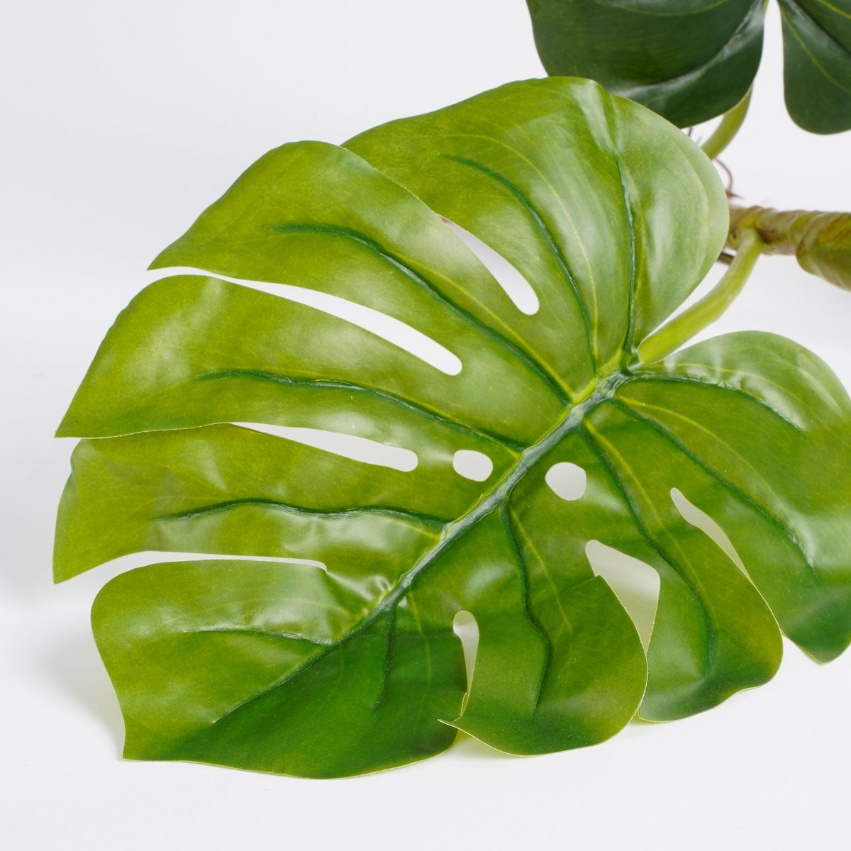 KantoormeubelenPlus Monstera Kunstplant - L12 x B21 x H54 cm - Groen