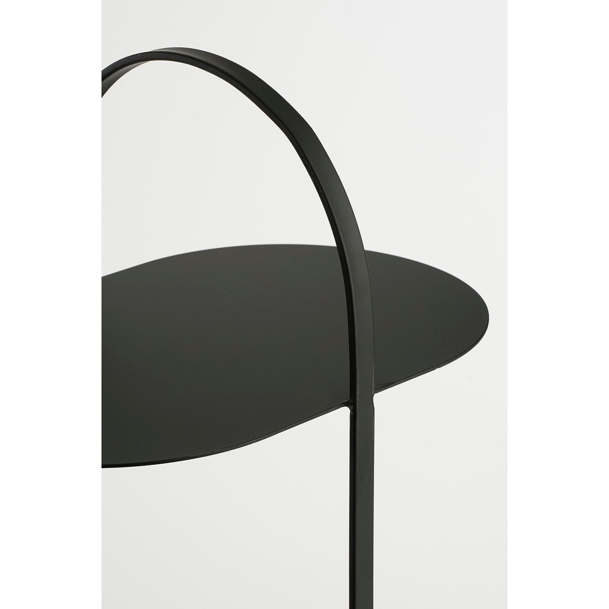 KantoormeubelenPlus Bijzettafel met Tijdschriftenhouder - L35 x B24 x H69 cm - Metaal - Zwart