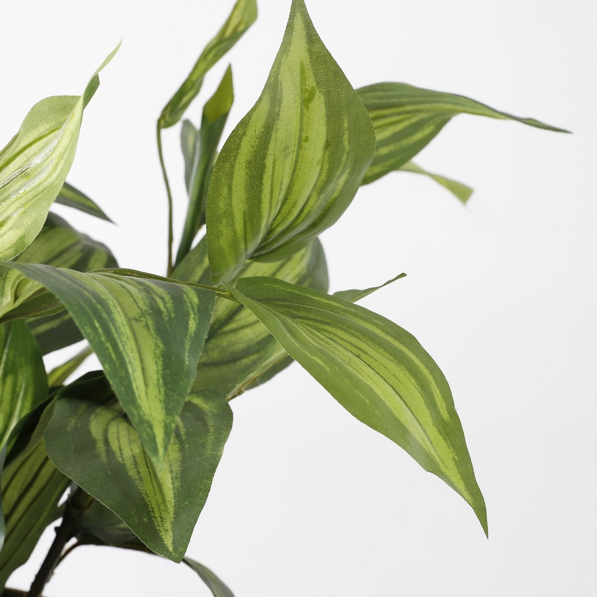 KantoormeubelenPlus Hosta Kunstplant in Bloempot Stan - H65 x Ø40 cm - Groen