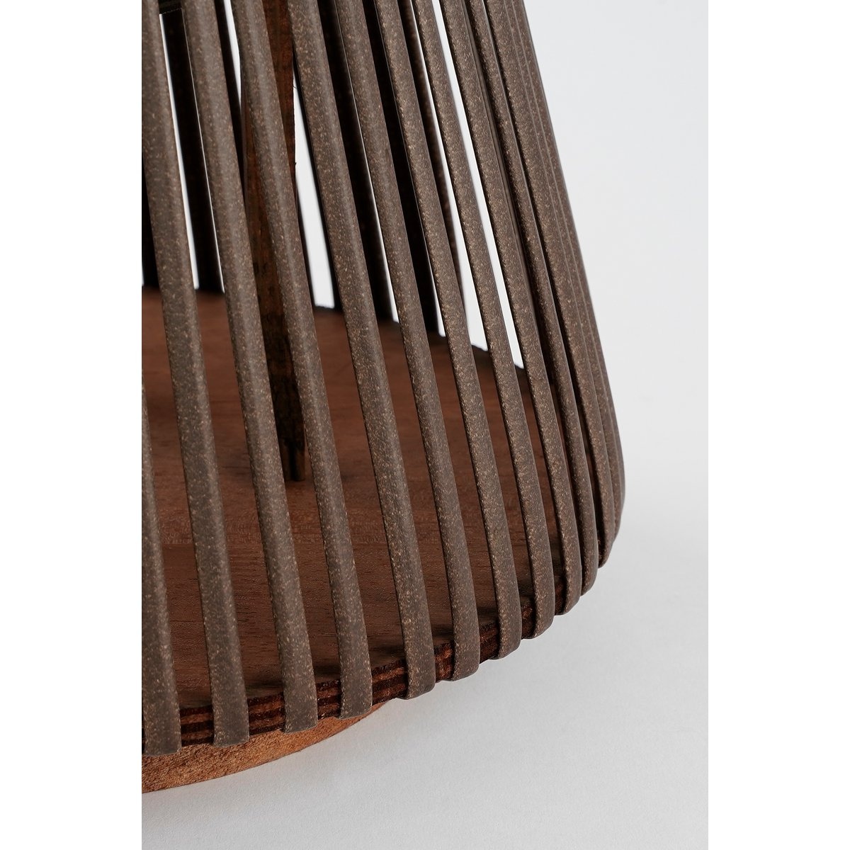 KantoormeubelenPlus Cosmo Lantaarn - H38 x Ø15 cm - Gerecycled polyester - Donkerbruin