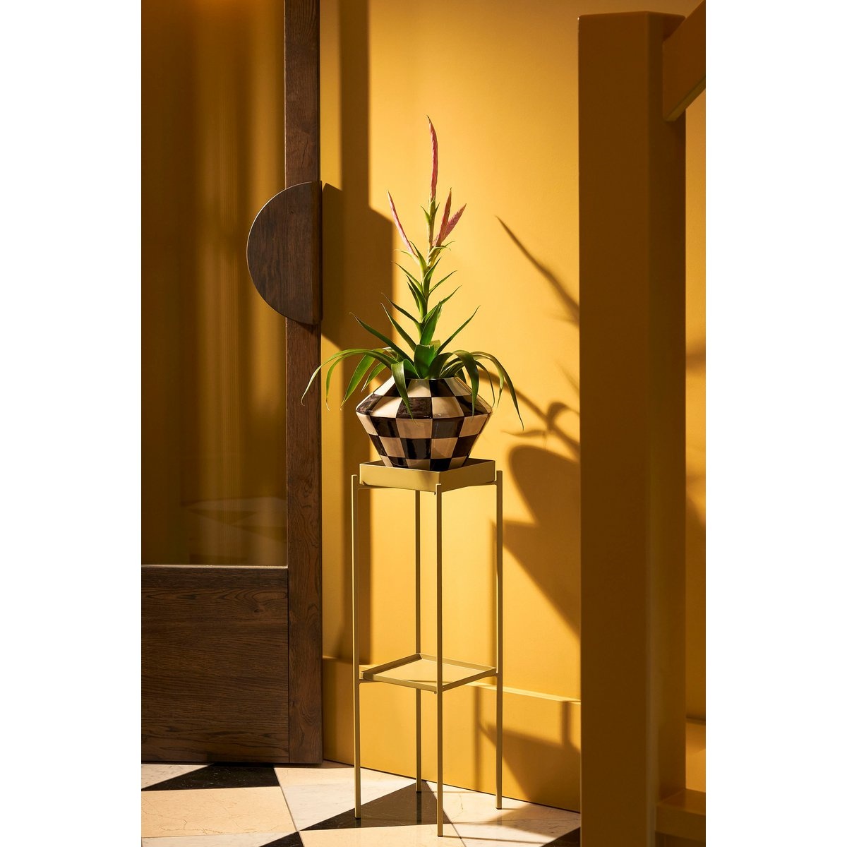 KantoormeubelenPlus Dacia Plantenstandaard - L21,5 x B21,5 x H68 cm - Metaal - Groen