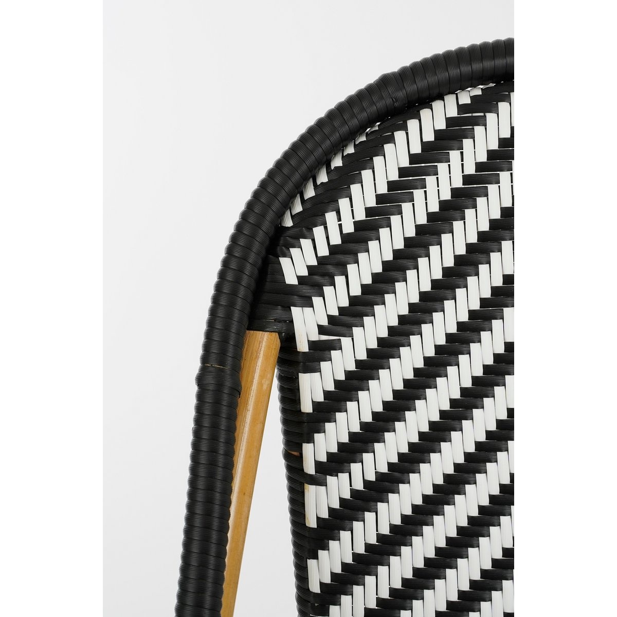 KantoormeubelenPlus Mandox Bank voor Buiten - L98 x B60 x H93 cm - Rotan - Zwart, Wit