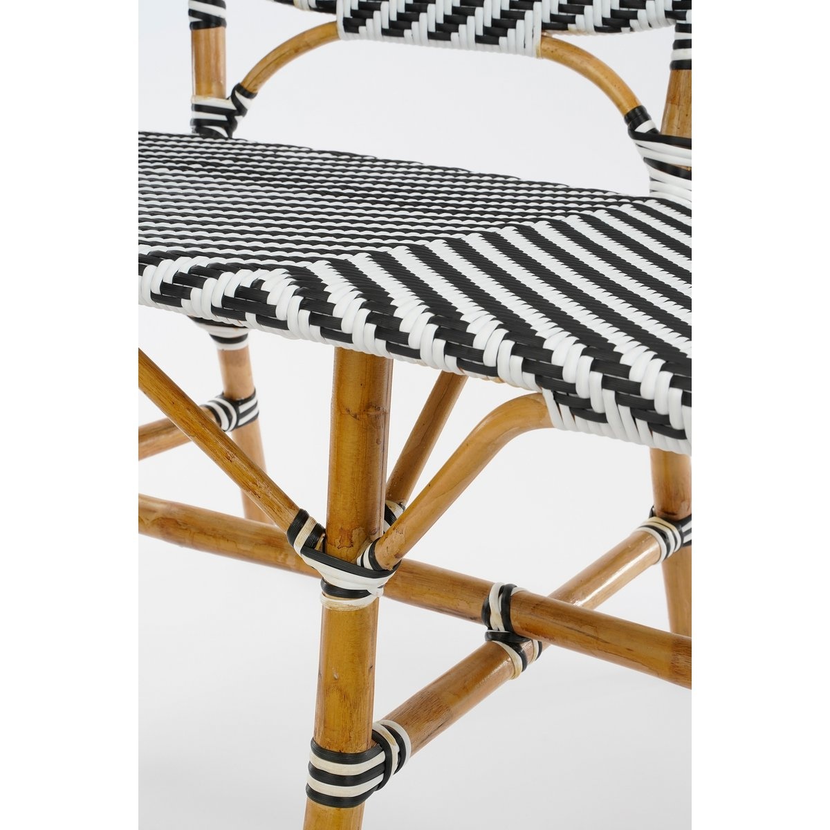 KantoormeubelenPlus Mandox Bank voor Buiten - L98 x B60 x H93 cm - Rotan - Zwart, Wit