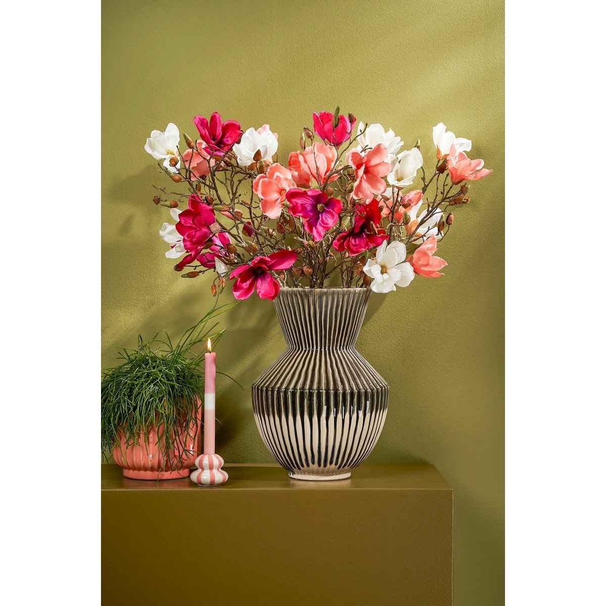 KantoormeubelenPlus Magnolia Kunstbloem - H88 cm - Donkerroze