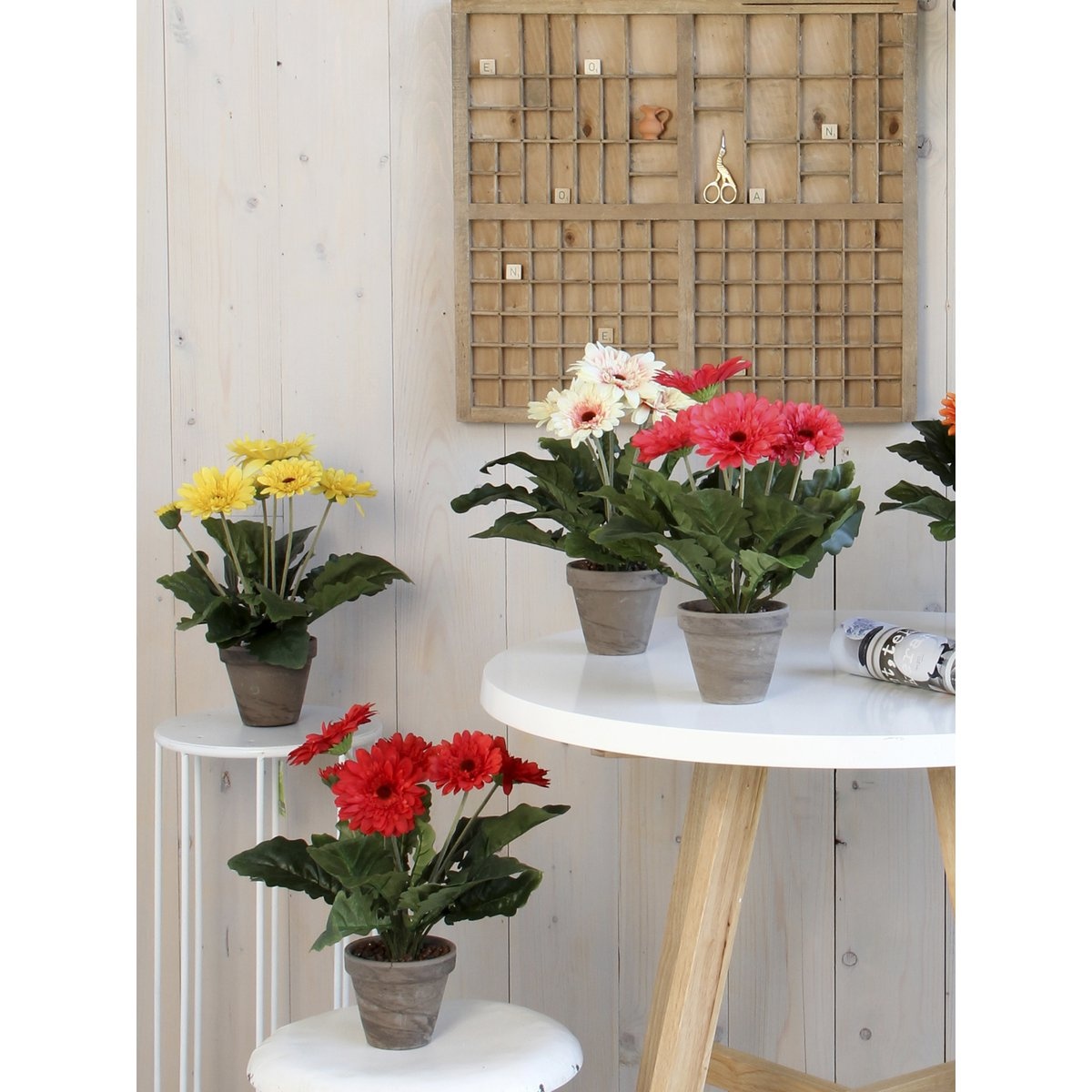KantoormeubelenPlus Gerbera Kunstplant in Bloempot Stan - H35 x Ø30 cm - Rood