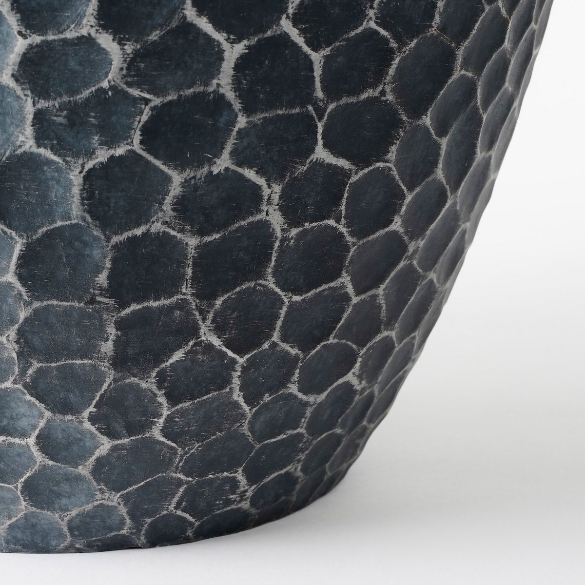 KantoormeubelenPlus Bravo Bloempot voor Buiten - H32,5 x Ø38 cm - Zwart gehamerd