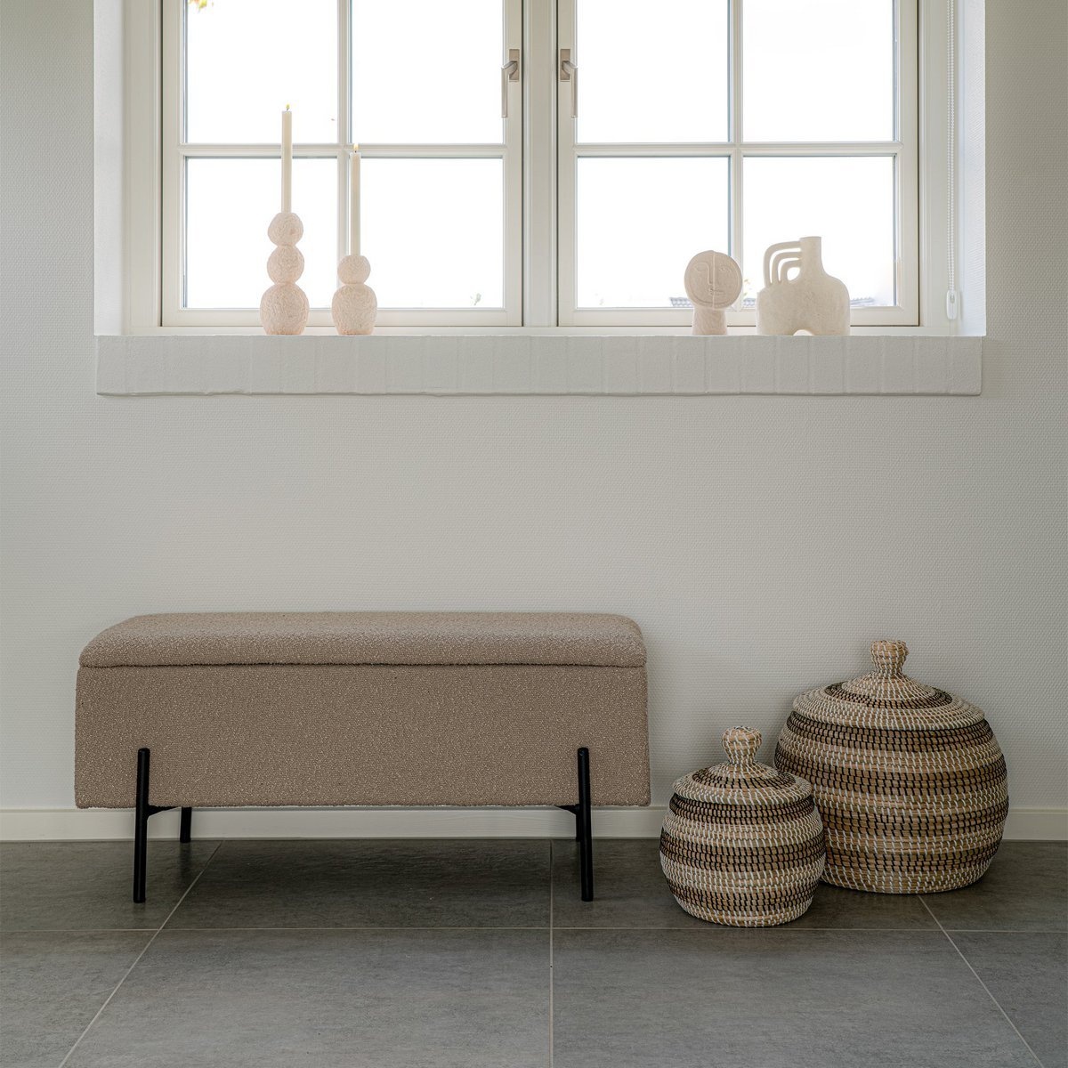 KantoormeubelenPlus Watford Bench - Bank in bouclé met opbergruimte, beige met zwarte poten, 95x36,5x46 cm, HN1233