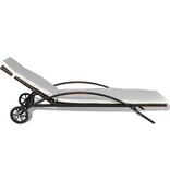 VidaXL Ligbed met kussen en wieltjes poly rattan bruin