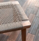 Soeji Grote houten kruk SUNDA gemaakt van Trembesi met een zitvlak van geweven gerecycled papier