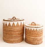 Soeji Wasmand met deksel Handgeweven van bananenvezel EMPAT Grote decoratieve mand met witte katoenen macramé (2 maten)
