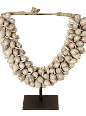 Pole To Pole J66 Kleine schelpenketting