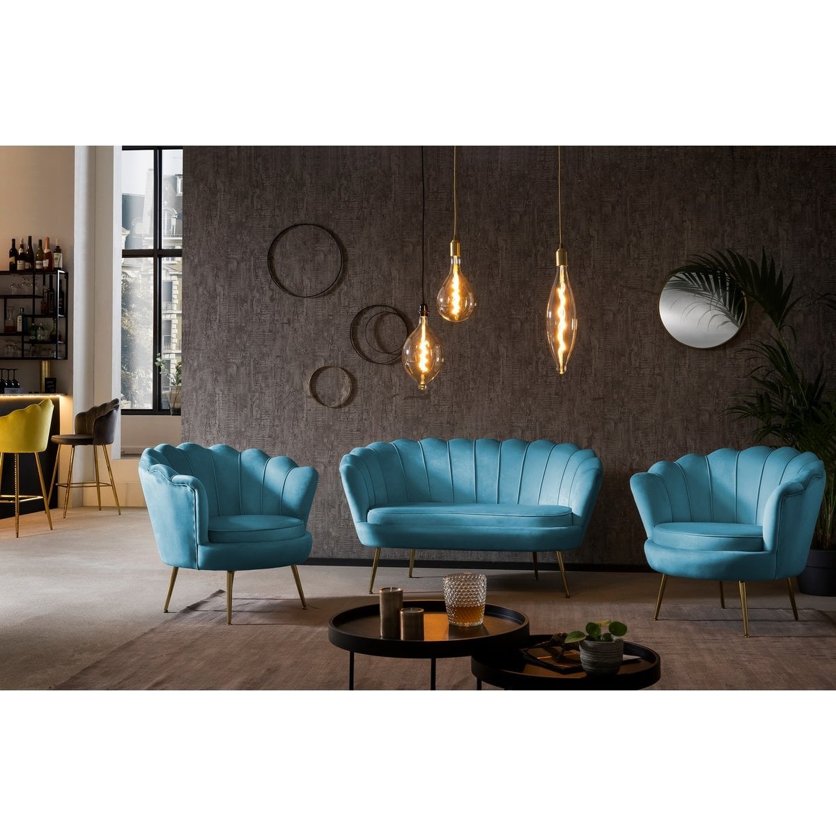 SalesFever Fluwelen schelp fauteuil blauw