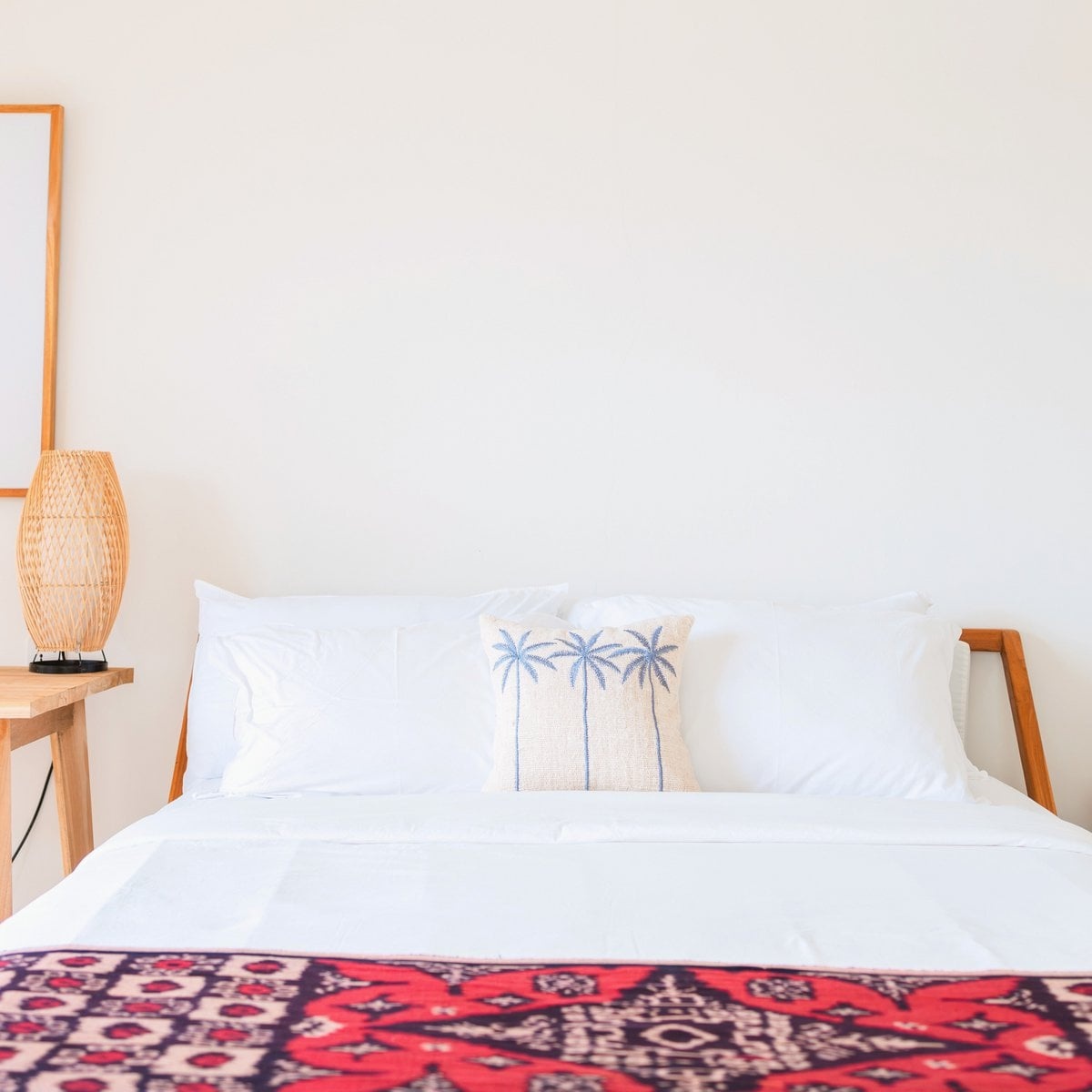 KantoormeubelenPlus Katoenen kussenhoes Palmboompatroon – Boho geborduurd kussen – Decoratief kussen – Geborduurde kussenhoes 40x40 of 50x50 cm ANARKA