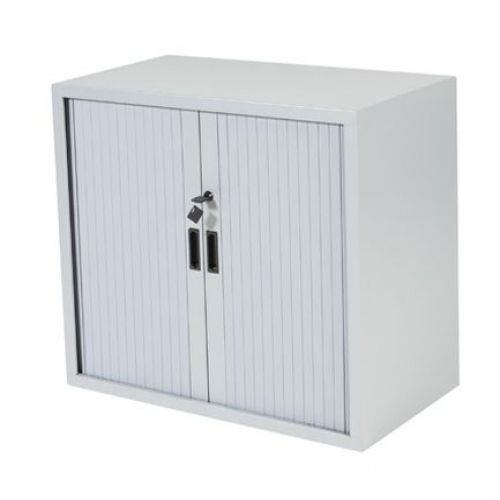 Claudius Basic roldeurkast 72,8x80x45cm., ombouw-en lamellenkleur , voorzien van 1-puntssluiting, genummerd slot, stalen slot eneindlamel. De handgrepen zijn in de eindlamelverzonken. (Interieur apart bestellen)