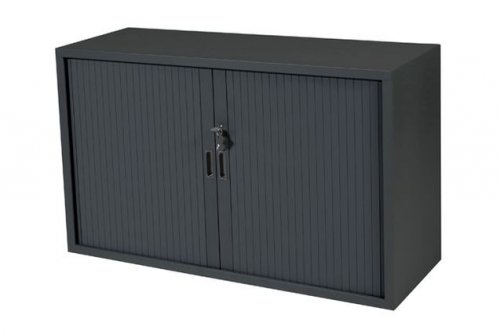 Claudius Basic roldeurkast 72,8x80x45cm., ombouw-en lamellenkleur , voorzien van 1-puntssluiting, genummerd slot, stalen slot eneindlamel. De handgrepen zijn in de eindlamelverzonken. (Interieur apart bestellen)