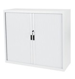 Claudius Basic roldeurkast 105x120x45cm., ombouw-en lamellenkleur , voorzien van 1-puntssluiting, genummerd slot, stalen slot eneindlamel. De handgrepen zijn in de eindlamelverzonken. (Interieur apart bestellen)