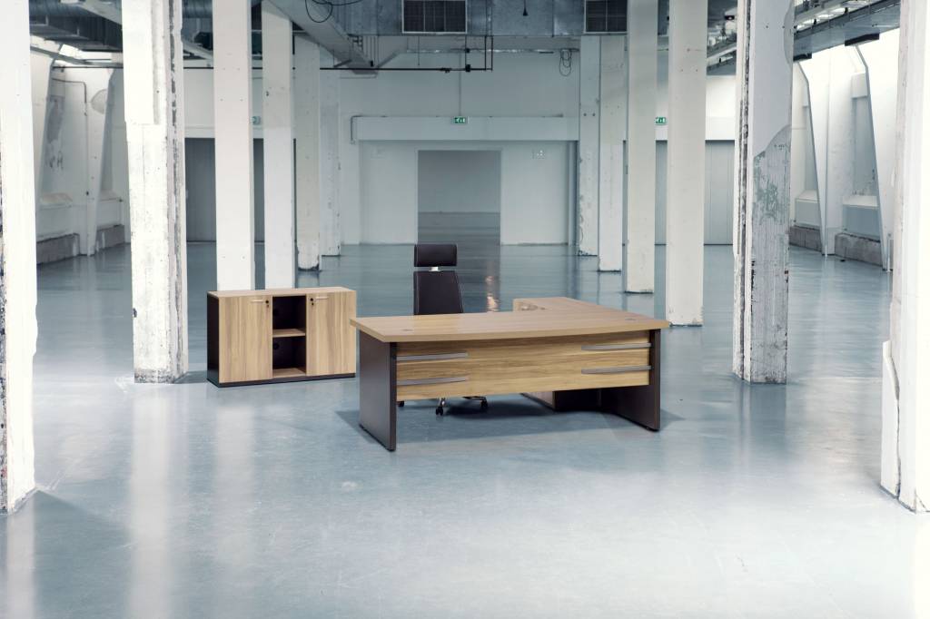 ZENO directie bureau, vaste hoogte (75cm) met 200x100cm blad en licht noten/ antraciet kleurstelling