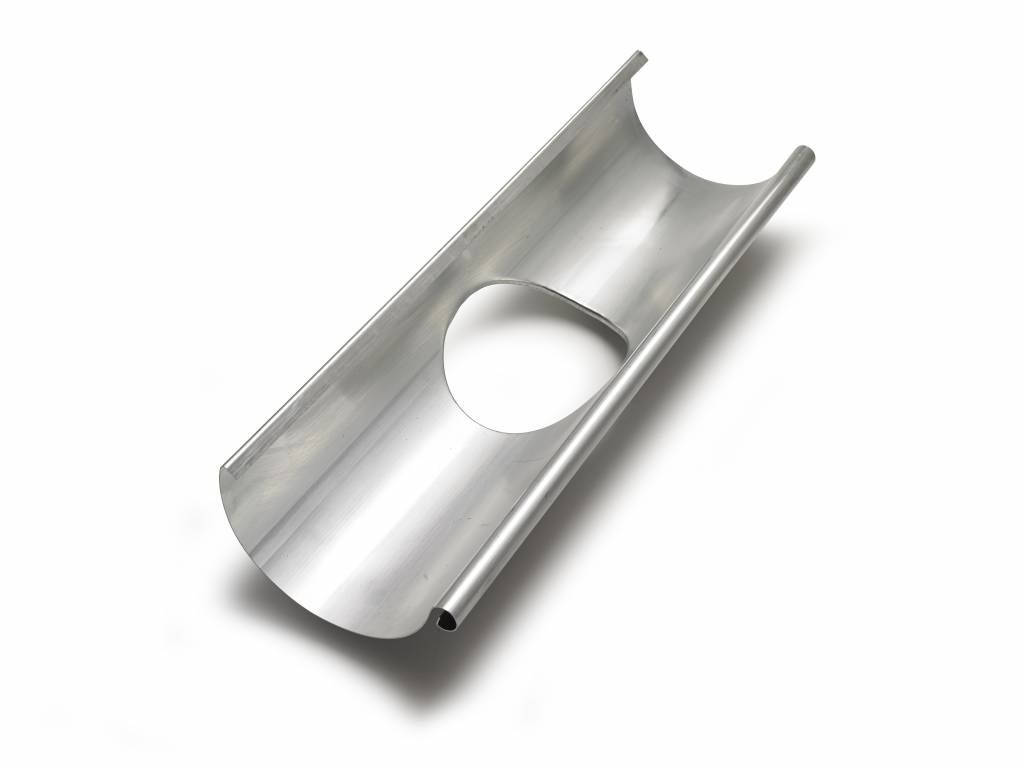 Rheinzink Zinken mastgoot M333 - 1 meter met voorgeboord gat voor trechteruitloop (Rheinzink lijmgoot)