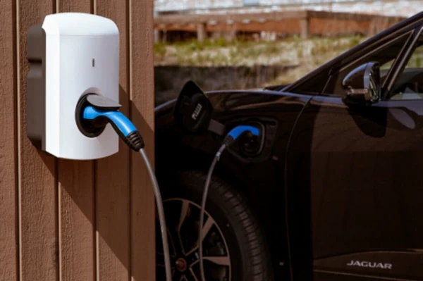 Alfen Single S-line Laadpaal 11kW incl. loadbalancing