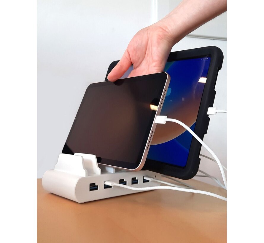 5 Ports USB-A/ USB-C Charging Dock Station