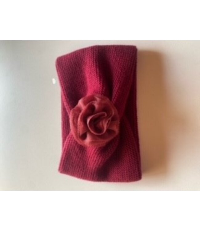 Oorverwarmer met roosje in tule