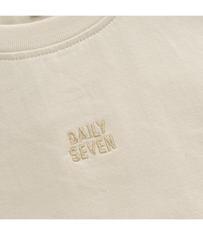 Daily seven T-shirt Louis