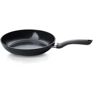 Fissler koekenpan Ø28cm Essential  met anti-aanbaklaag PFAS vrij Fissler koekenpan Ø28cm Essential  met anti-aanbaklaag PFAS vrij