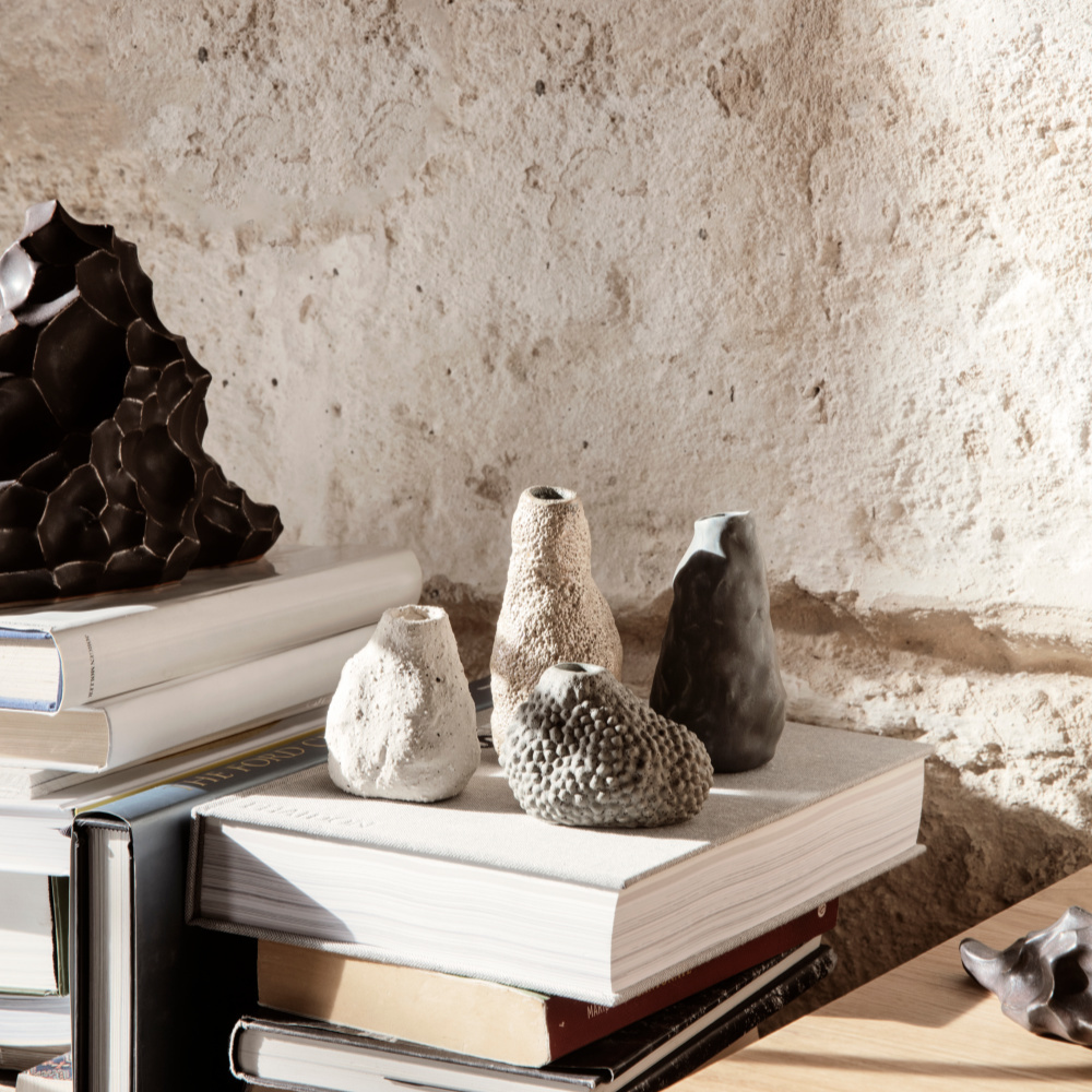 Ferm Living Vase Vulca Mini grau glasierter Stein 8,5x6x6cm - Wonen met