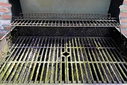 BBQ Schoonmaken: Het Ultieme Stappenplan voor een Vlekkeloze Barbecue